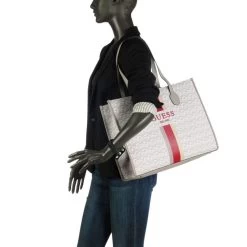 Sac Porté épaule Guess Silvana -Mode Sacs Magasin 190231638247d5